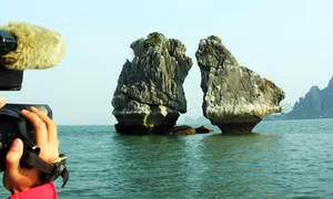 French media explores Vietnam tourism