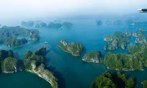 Ha Long Bay among 50 most beautiful natural wonders in the world