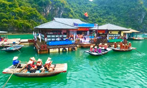 Preserving the cultural beauty of fishing village on Ha Long Bay