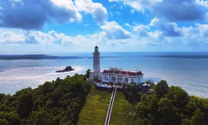 Vinh Thuc Lighthouse