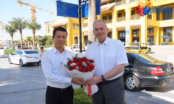 Hungarian Workers’ Party delegation works in Quang Ninh