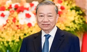 Party leader highlights new momentum for economic development