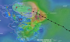 Typhoon Matmo weakens after making landfall in China, heavy rains continue across northern Việt Nam