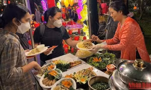 Food festival offers various delicacies across Vietnam