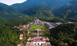 Must-see places in Yen Tu Mountain