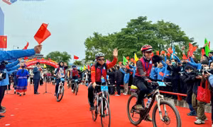 Fostering cross-border tourism via the Hoanh Mo - Dong Zhong Border Gate