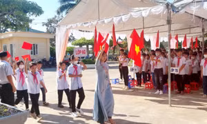 Over 340,000 students attend opening ceremony for new school year
