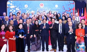 PM joins Vietnamese community in Czech Republic in Homeland Spring programme