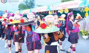 The cultural colors of the Dao people shine at the Ban Vuong festival 2025