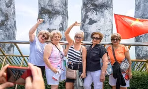 Vietnam hosts 1.43 million international tourists in August 