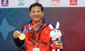 Vietnam athletes claim more Paralympic golds in swimming