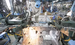 Economy pressurised for further growth