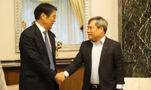 Quang Ninh Party Secretary meets with Japanese Ambassador to Vietnam