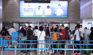 Passenger traffic at Nội Bài airport projected to rise 11 per cent during National Day holiday