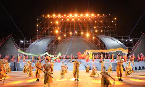 Rehearsal for the opening ceremony of Hokkaido Festival in Ha Long