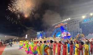 High-level firework to be displayed on New Year's Eve in Mong Cai 