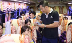 Free coach helps workers return home for Lunar New Year