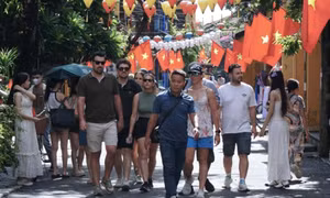 Việt Nam draws nearly 14 million foreign visitors in first eight months of 2025