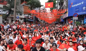 PM urges swift distribution of gifts to people for National Day