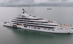 $20M cruise ship launches 3-day tour of Ha Long, Bai Tu Long bays
