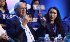 Viet Nam potential to become US$2 trillion economy by 2050, says WEF Founder
