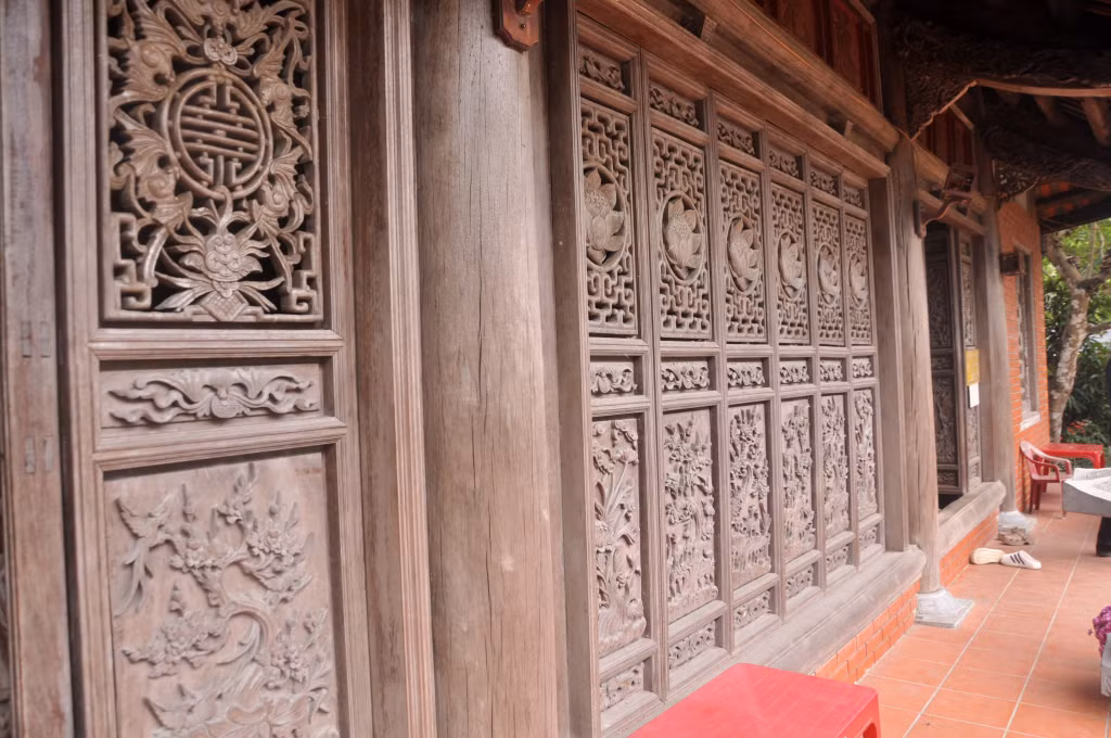 The pagoda boasts ancient architectural features.