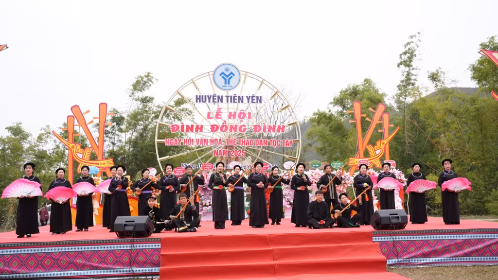 The "Then" singing performance opened the festival.