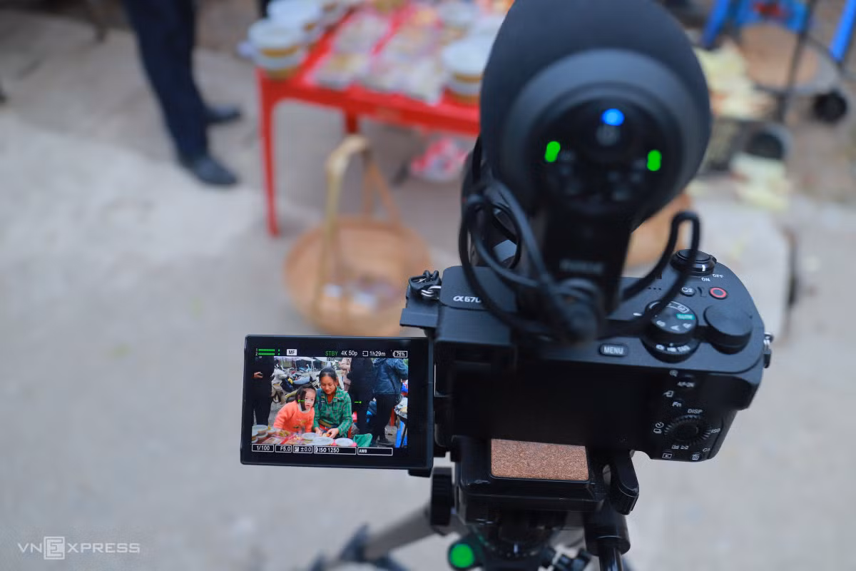 Rural mountain market turns into YouTube hotspot