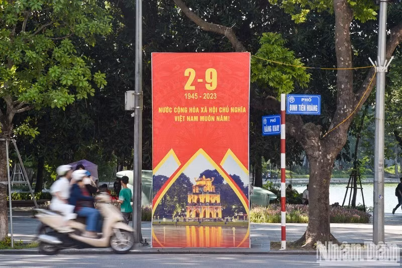 On the occasion of the 78th National Day of Vietnam (September 2, 1945 - 2023), many foreign leaders extended congratulations to leaders of the Party and State of Vietnam.