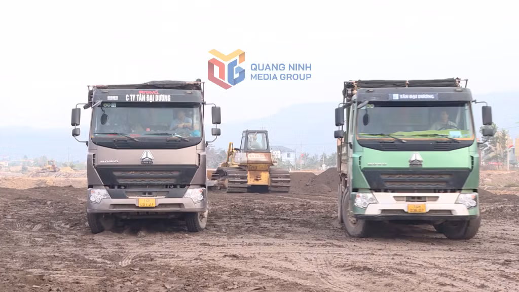 An infrastructure construction project at Song Khoai Industrial Cluster.