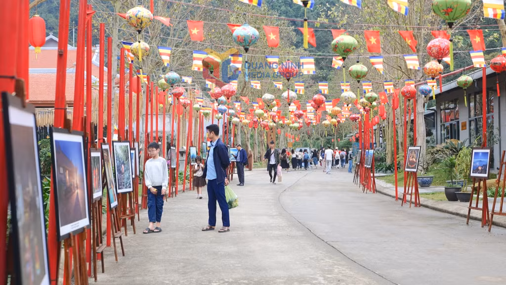 The Ngoa Van Spring Festival 2026 runs throughout the three spring months, featuring a range of cultural, sporting and experiential activities associated with the Truc Lam Zen space.