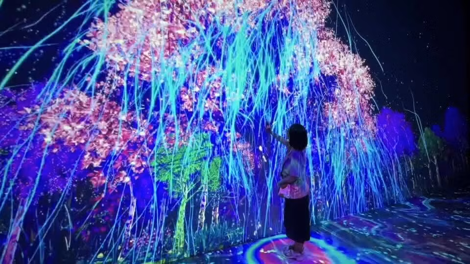Digital art exhibition space at Songlab. Video by VnExpress/Mai Nhat
