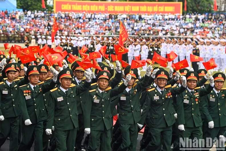 The formation of Vietnamese veterans.