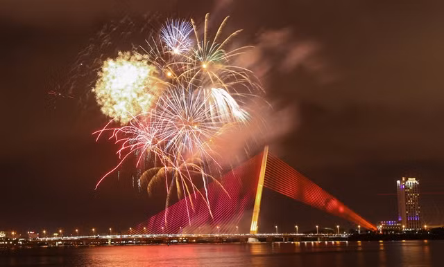 Tết firework show in Đà Nẵng City in 2020. 