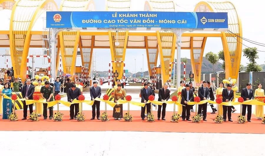 The inauguration ceremony of Van Don - Mong Cai highway.