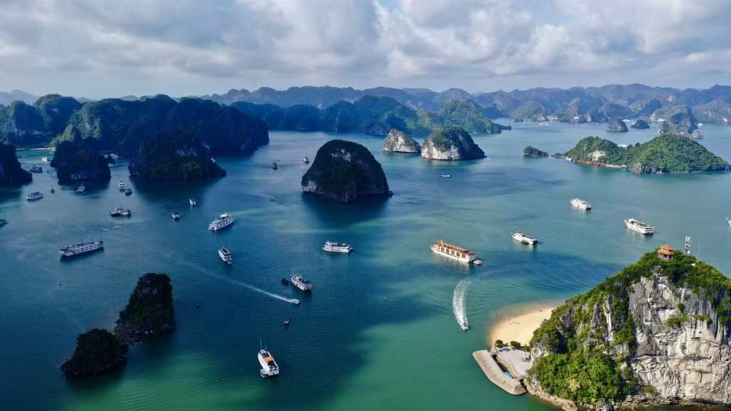 Ha Long Bay