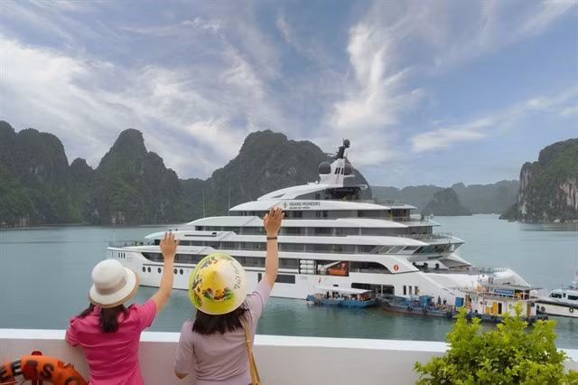Grand Pioneers Cruise offers the longest and most distant tour discovering Hạ Long Bay. Photos courtesy of VINH DAV