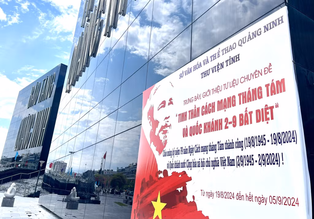 A book exibition themed on "The immortal spirit of the August Revolution and the National Day" is taking place at the Quang Ninh Provincial Library.