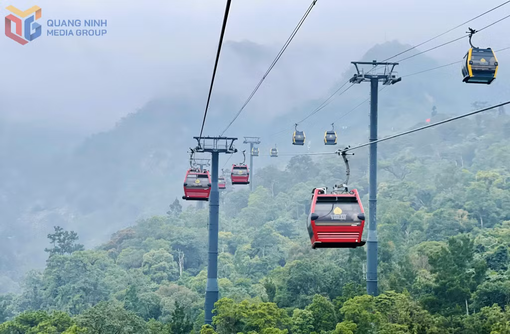 "Green infrastructure revolution” at the Yen Tu heritage site begins with the Yen Tu cable car system
