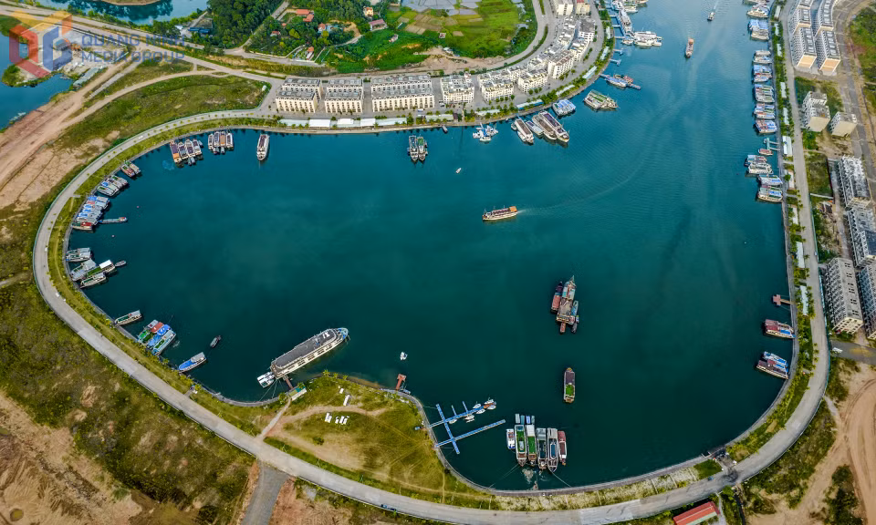 Tuan Chau marina is designed with modern facilities and a strong emphasis on safety.