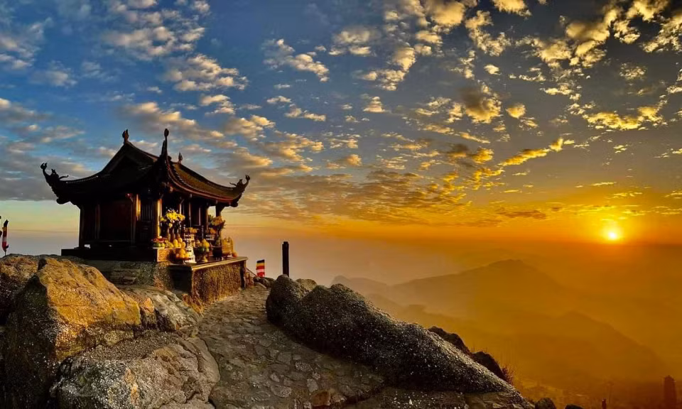 Dong Pagoda in Yen Tu