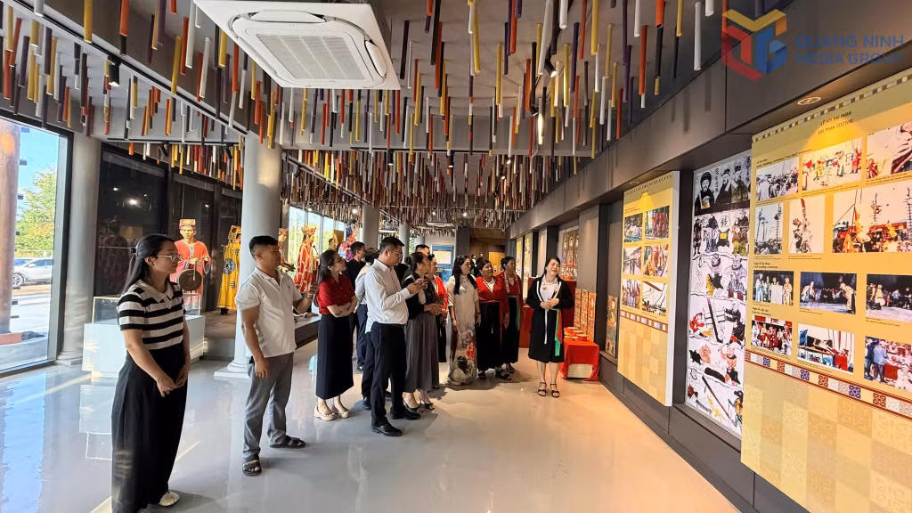 Digitized images displayed at the San Diu ethnic community tourism village