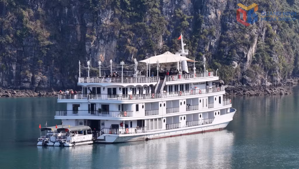 The scenes shot in Ha Long Bay are expected to leave a lasting impression on audiences.