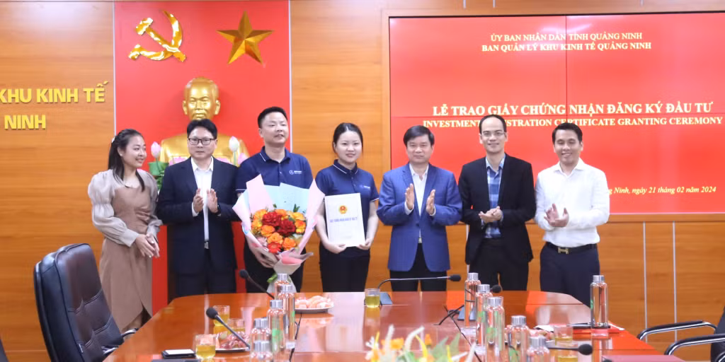 Investment registration certificates were granted to the Gokin Solar in Hai Ha district's Hai Ha Seaport Industrial Zone.