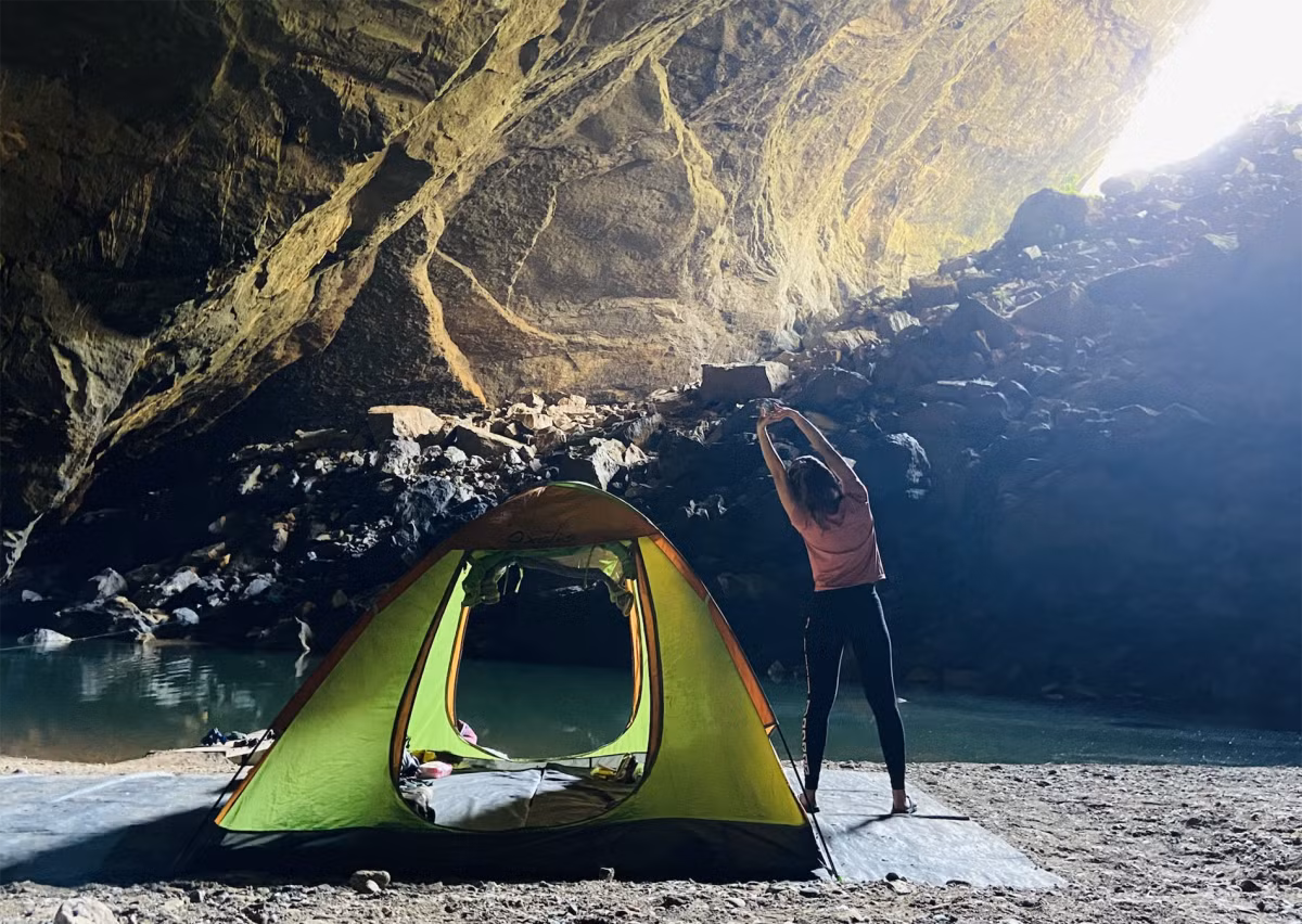 Camping Son Doong cave at three stunning stops