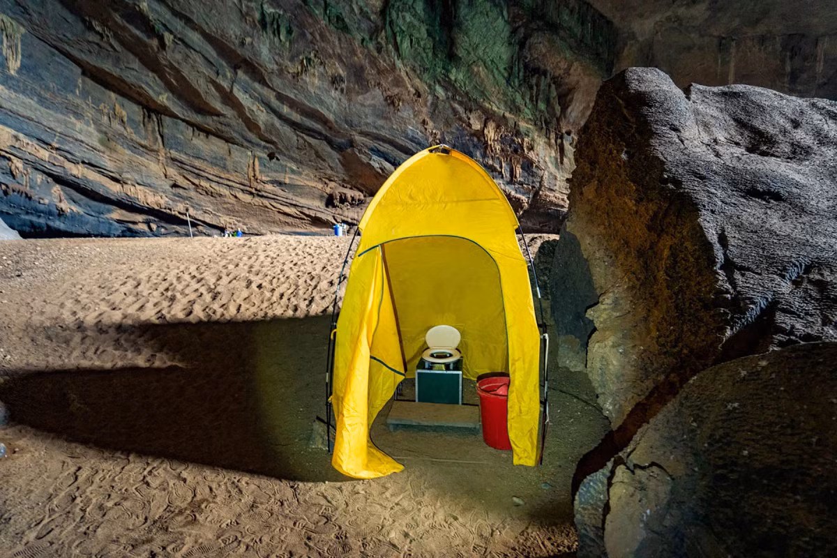 Camping Son Doong cave at three stunning stops