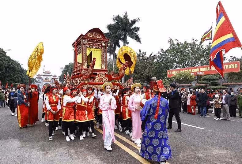 The 2023 Spring Trung Sisters’ Temple Festival opens. (Photo: VNA)