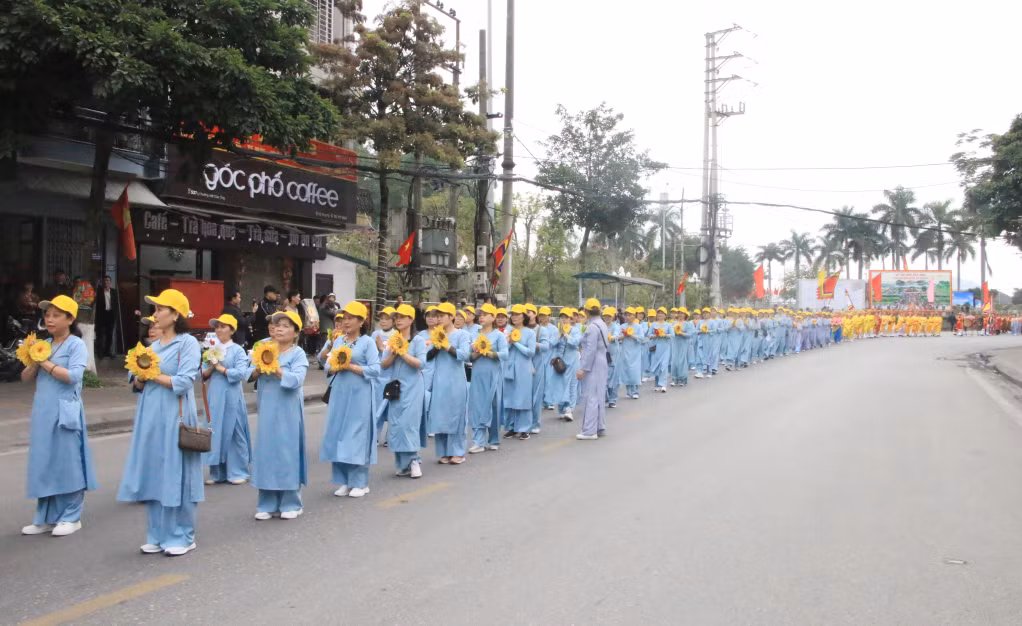 Thousands of people take part in the proccession ritual.