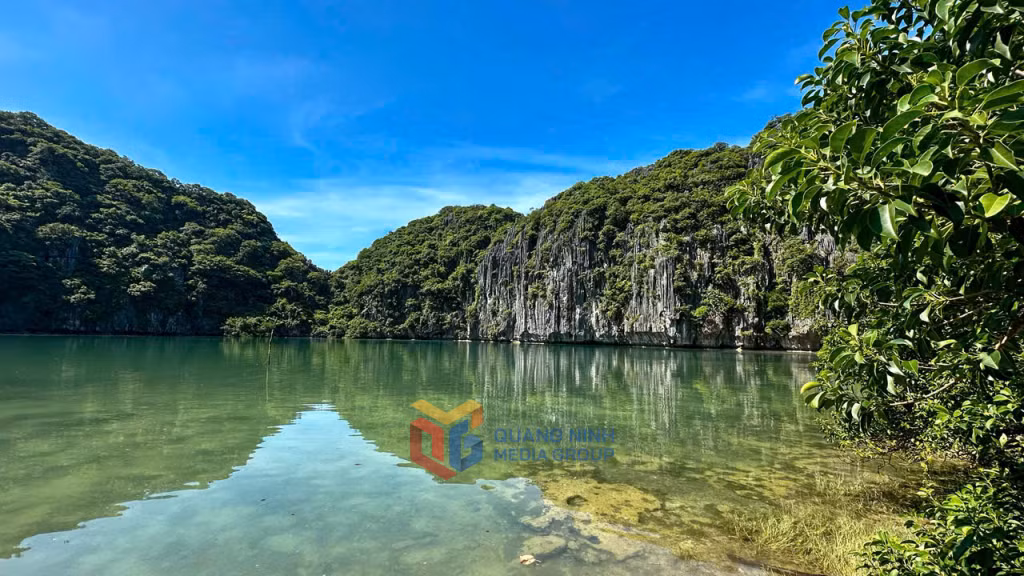 The harmonious interplay between rock and water.