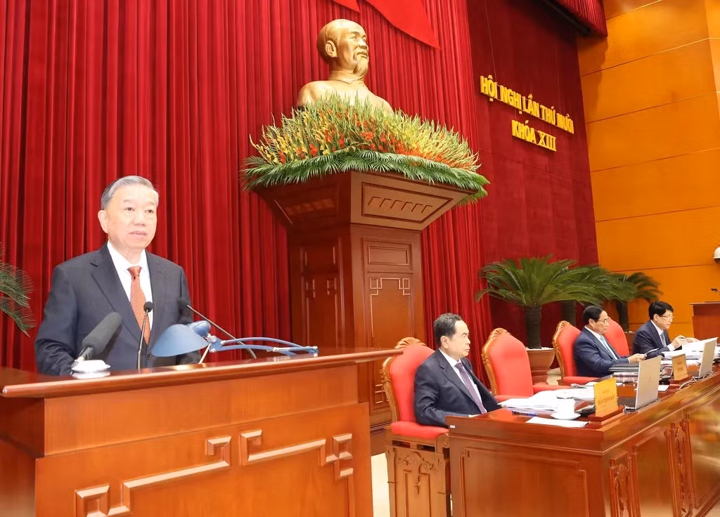 Party General Secretary, President Tô Lâm delivers the opening speech at the 10th Plenum of the Party Central Committee starting on Wednesday in Hà Nội. — VNA/VNS Photo Trí Dũng
